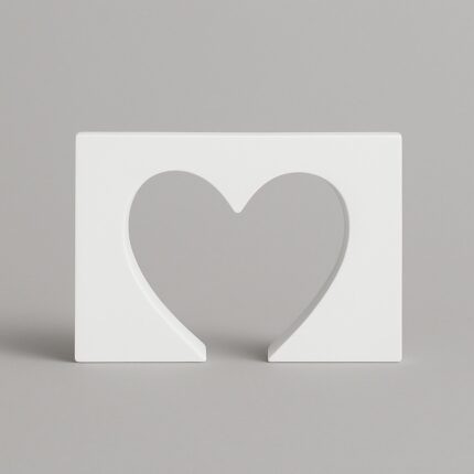 Ajunil’s Classic Heart Cutout Aperture Prop Podium – Essential for Product, Jewelry and Cosmetic Photography